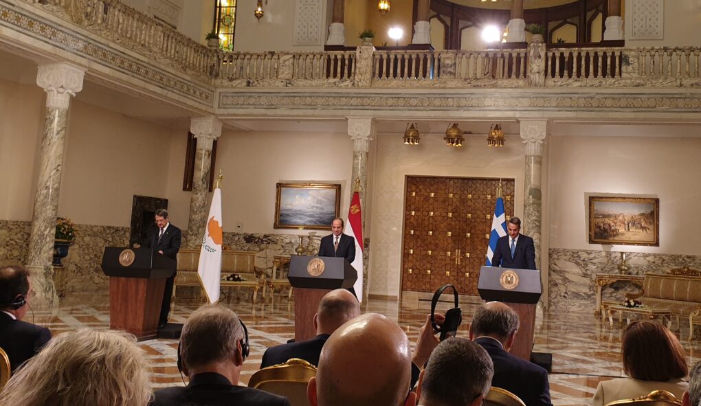 7η Τριμερής Σύνοδος: Μεταναστευτικό, τρομοκρατία και Τουρκικές προκλήσεις στις δηλώσεις Μητσοτάκη, Αναστασιάδη, Αλ Σίσι