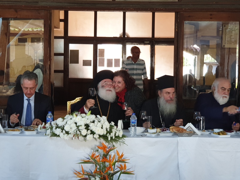 Το τραγούδι των γενεθλίων στα Αραβικά για τον Πατριάρχη Θεόδωρο (Video)