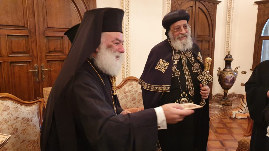 Θερμή υποδοχή στον Πατριάρχη Θεόδωρο από τον Κόπτη Πατριάρχη – Mήνυμα για την ειρήνευση στη Λιβύη (Photos)