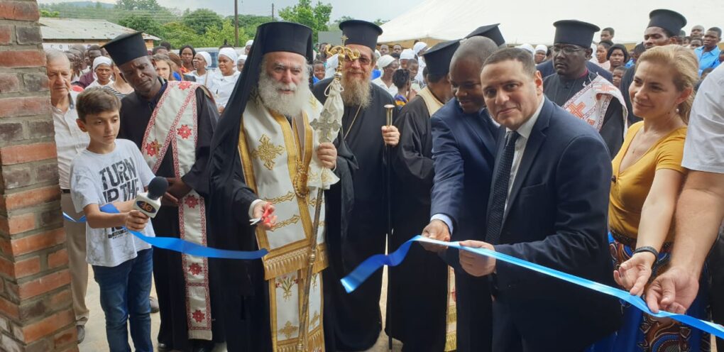 Ο Πατριάρχης Θεόδωρος φύτευσε ελαιόδεντρα στο Μαλάουι στέλνοντας μήνυμα ειρηνικής συνύπαρξης των λαών (Photos)