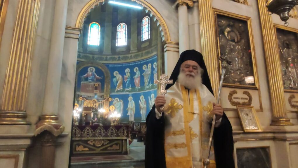 25η Μαρτίου: Ο Πατριάρχης Θεόδωρος ψάλλει τον Εθνικό Ύμνο (Video)