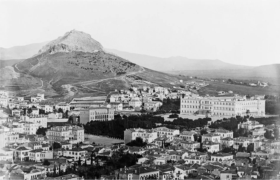 Ανταπόκριση από την Αθήνα για την πρωτομαγιά του 1934 στον Αλεξανδρινό Ταχυδρόμο
