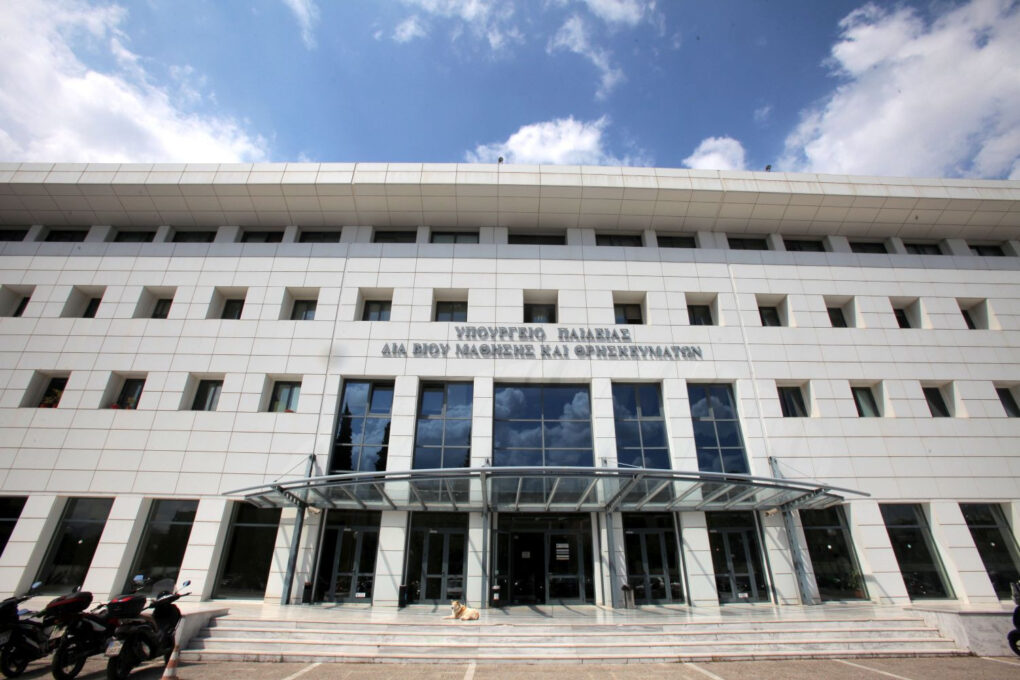 Χρ. Καβαλής: «Η ομογενειακή εκπαίδευση μεταξύ σφύρας και άκμονος»