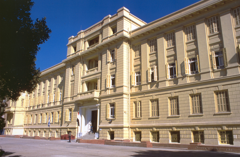 Η εποχή του COVID-19 στο Ελληνικό Κάιρο – Μέτρα πρόληψης στο σχολείο (Οδηγίες σε Ελληνικά και Αραβικά)